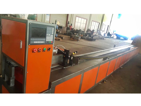 數控小導管沖孔機